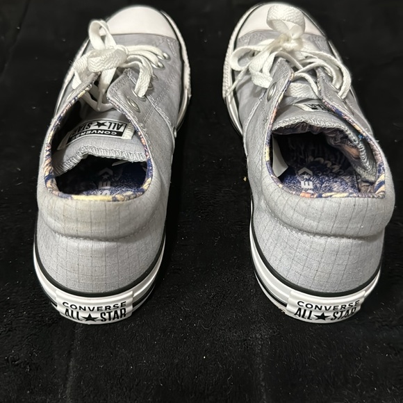 Bluish grey with print on inside of shoe - Picture 4 of 5